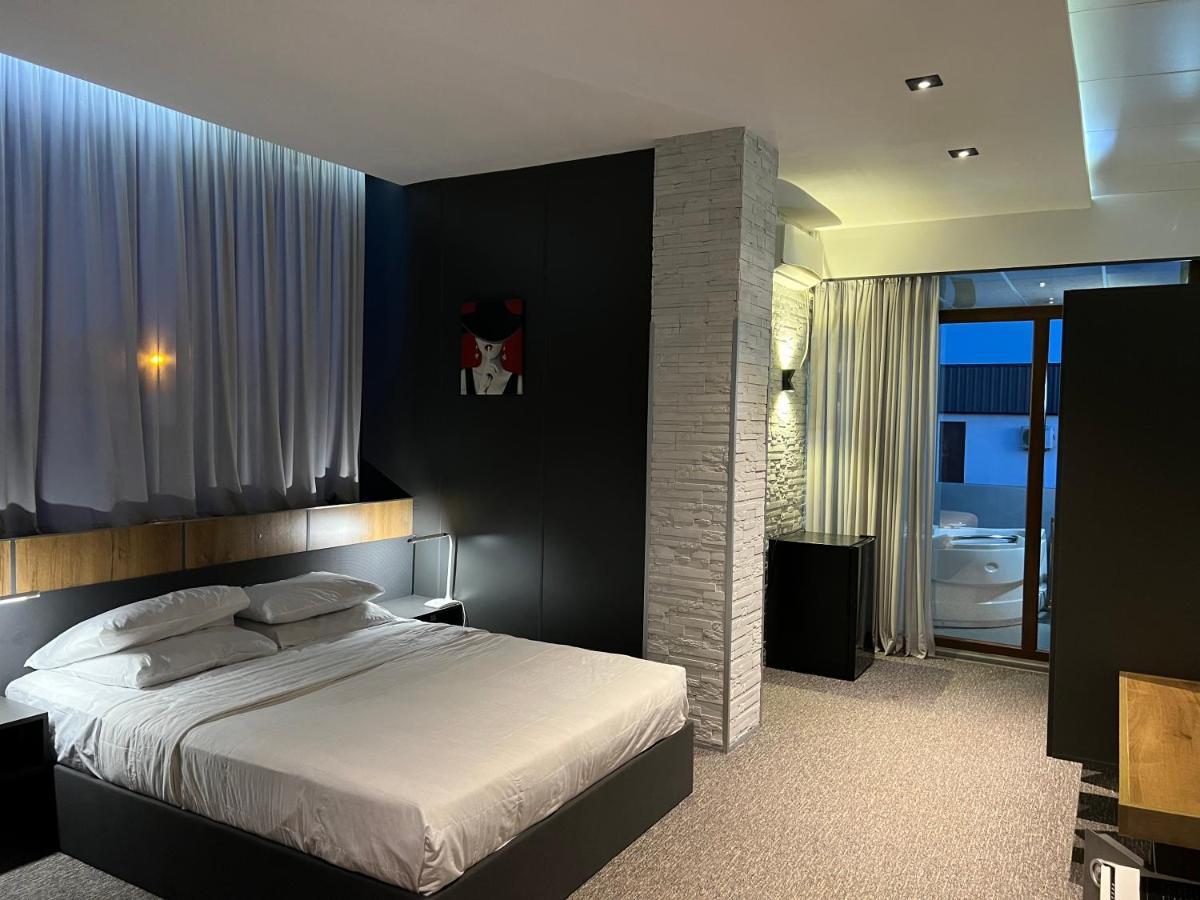 Kent Hotel Kobuleti Luaran gambar